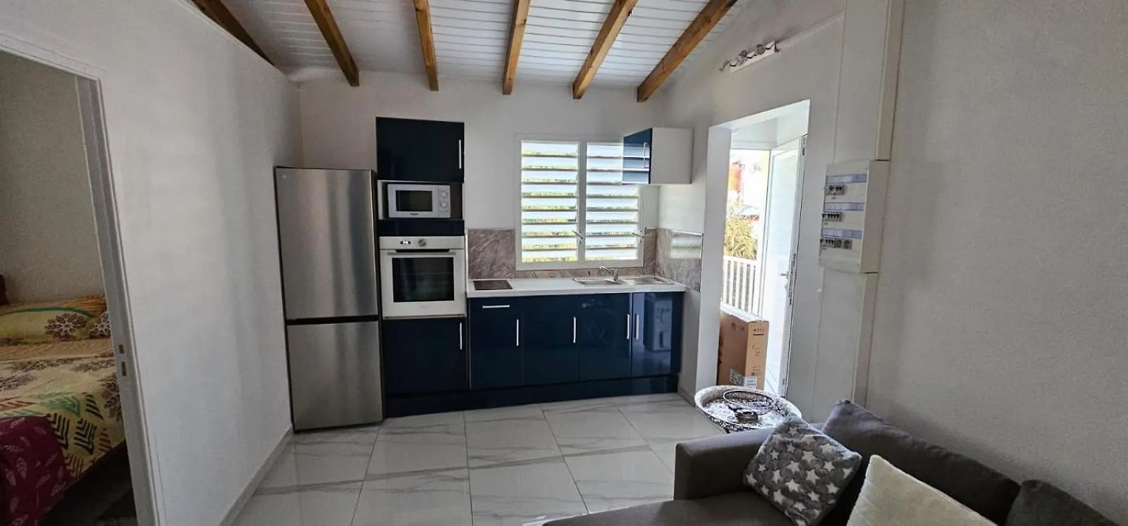Dyna Condo One location